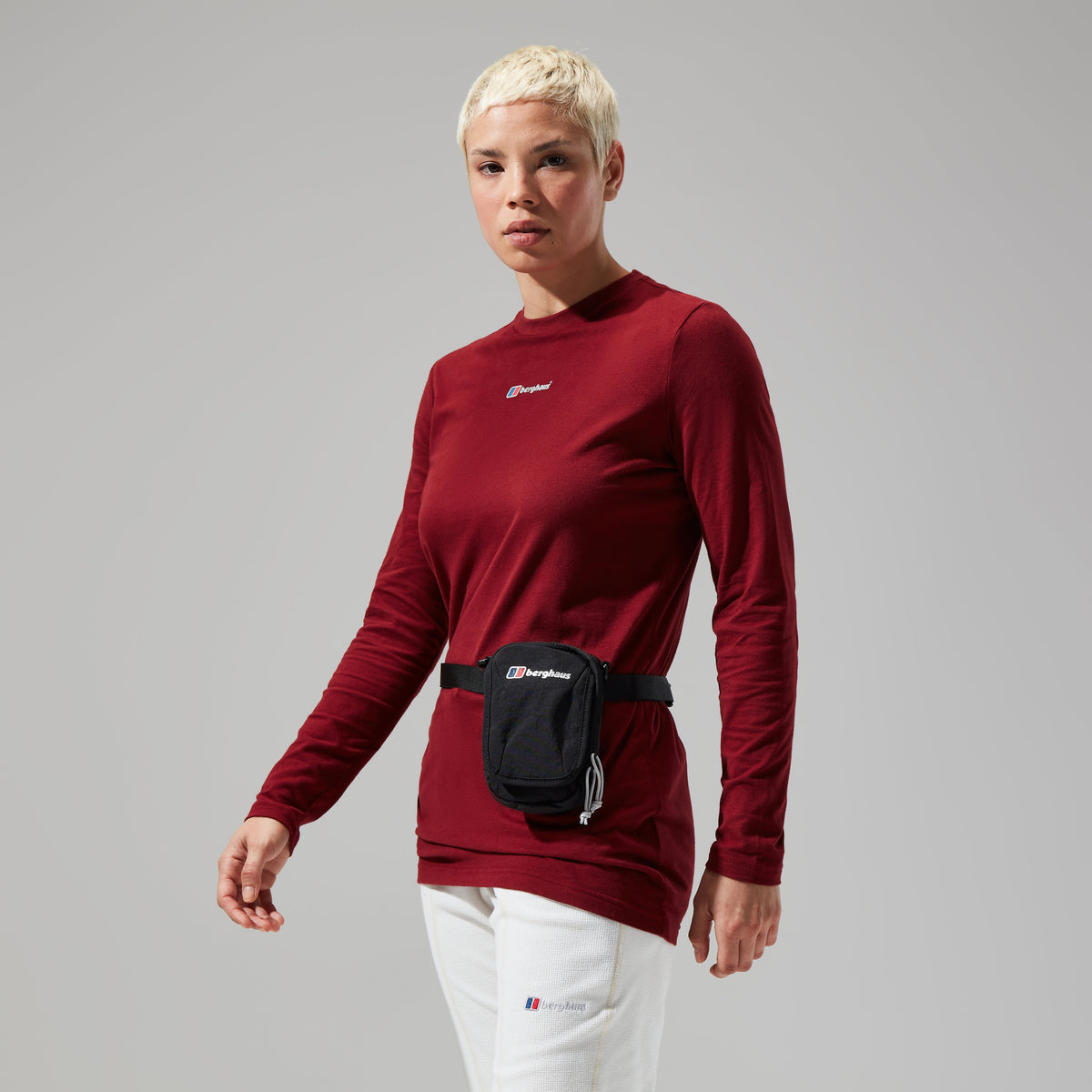 Unisex Logo X-Body Small - Black