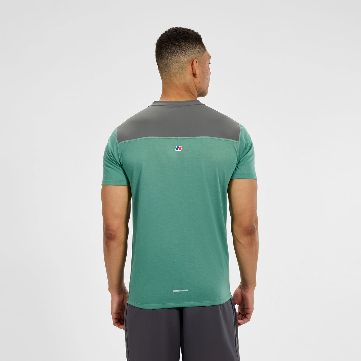 Men's Terrain Trek Tech Tee - Green/Grey